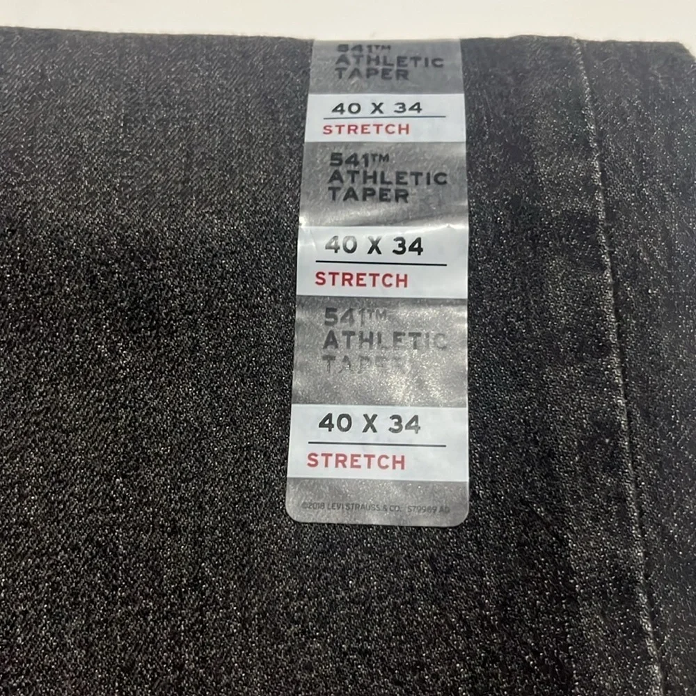 NWT 541 ATHLETIC TAPER FIT MEN'S JEANS Size 40x34